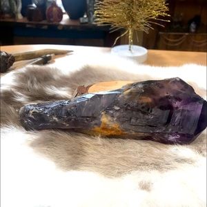 Xxl amethyst point